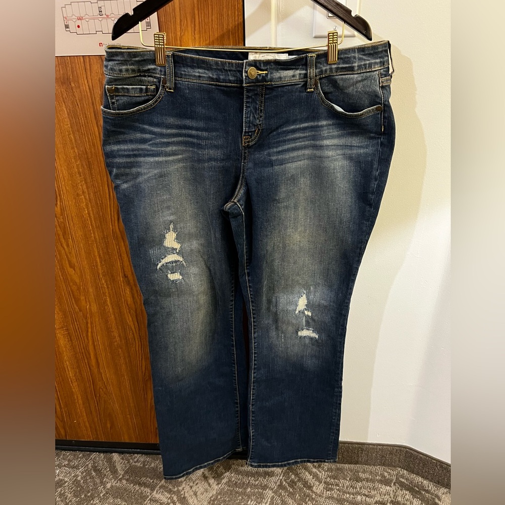 Torrid Women's Jeans Size 18 Relaxed Boot Distressed Patched